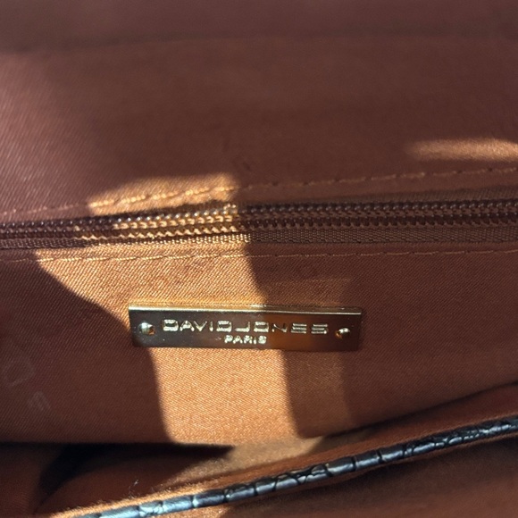 ✨David Jones Chic Black Crocodile-Embossed Satchel - Picture 7 of 9